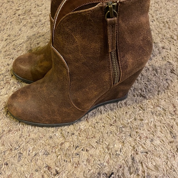 Wedge Booties - Picture 6 of 7